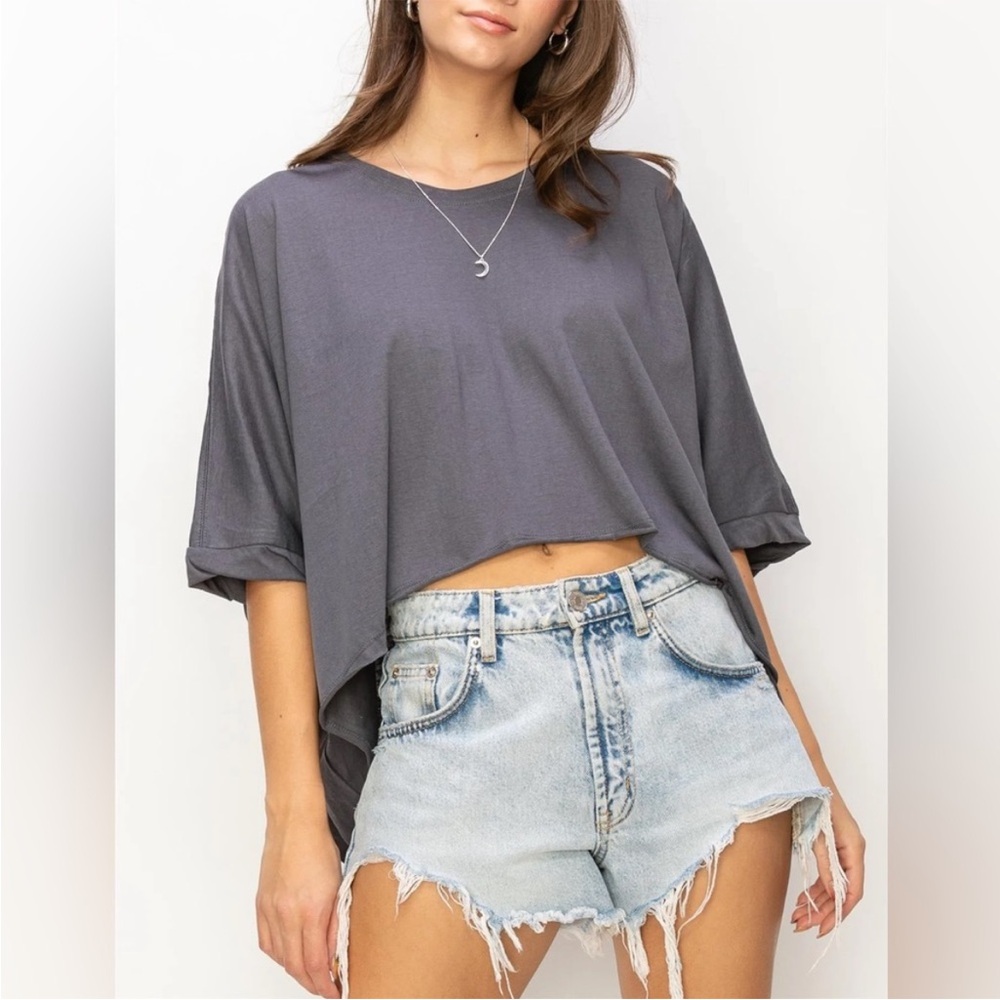 BOUTIQUE NWT SOFT OVERSIZED BOXY TEE